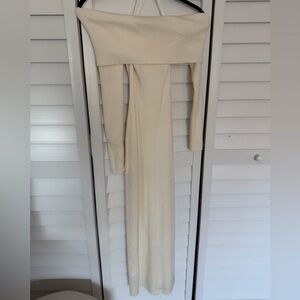 Abercrombie & Fitch Off Shoulder Cream Dress